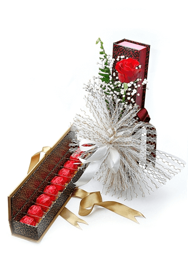 Çikolata ve Tek Gül-44 Gaziantep Çiçek Sepeti Siparişi